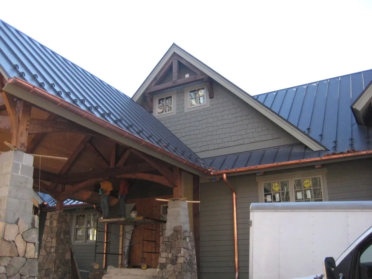 Craftsman Roofing team delivering quality roofing work in Sonoma